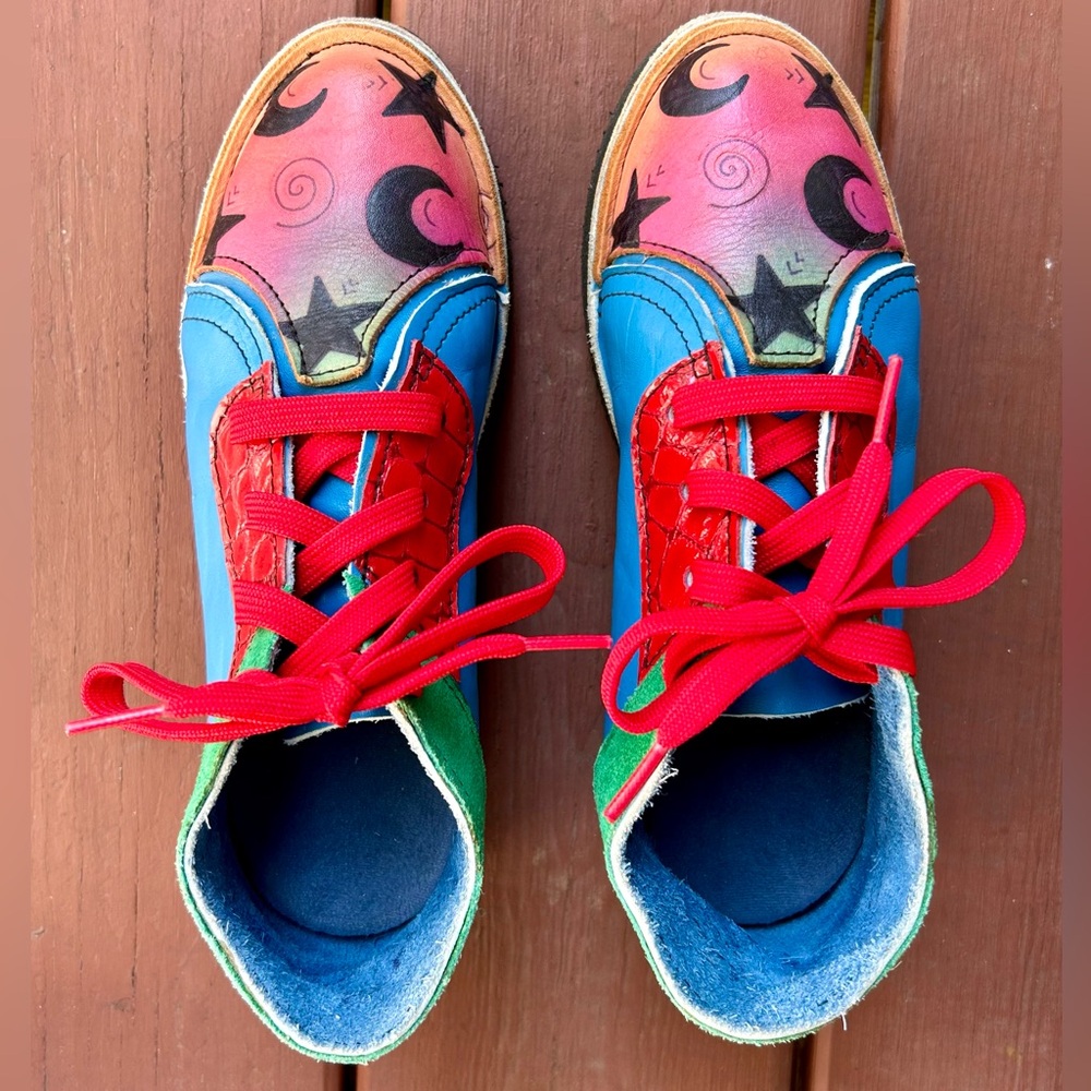 Handmade leather women’s booties. - Picture 5 of 11